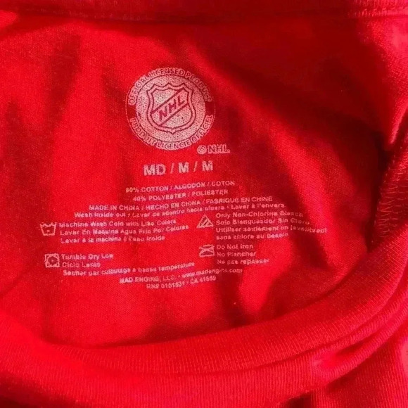 🆕 Men’s  Calgary Flames T shirt - Picture 3 of 12